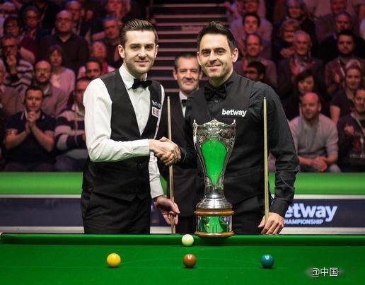 布云朝克特 布云朝克特